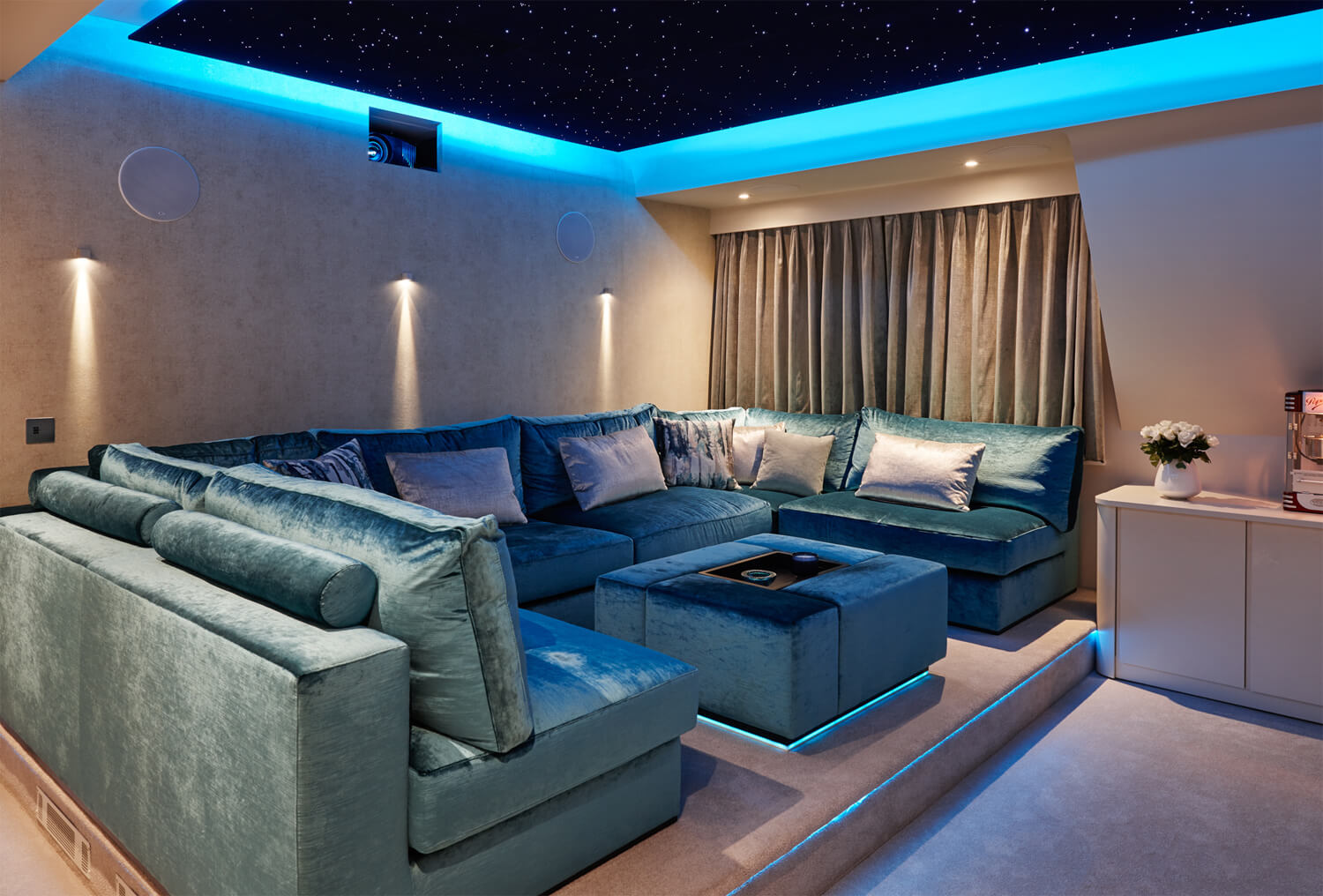 livingroom lighting designed by Ben Rousseau